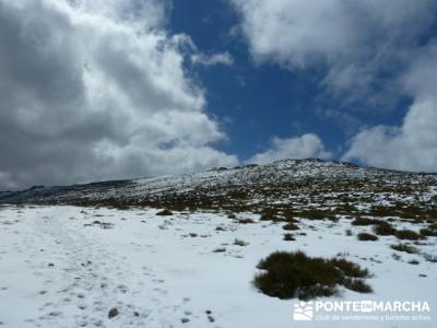 Nacimiento del río Manzanares desde La Barranca; senderismo zamora